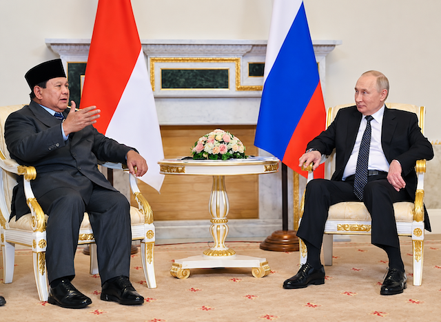 Pertemuan Bilateral di Vladivostok, Indonesia dan Rusia Komitmen Tingkatkan Kerja Sama Strategis