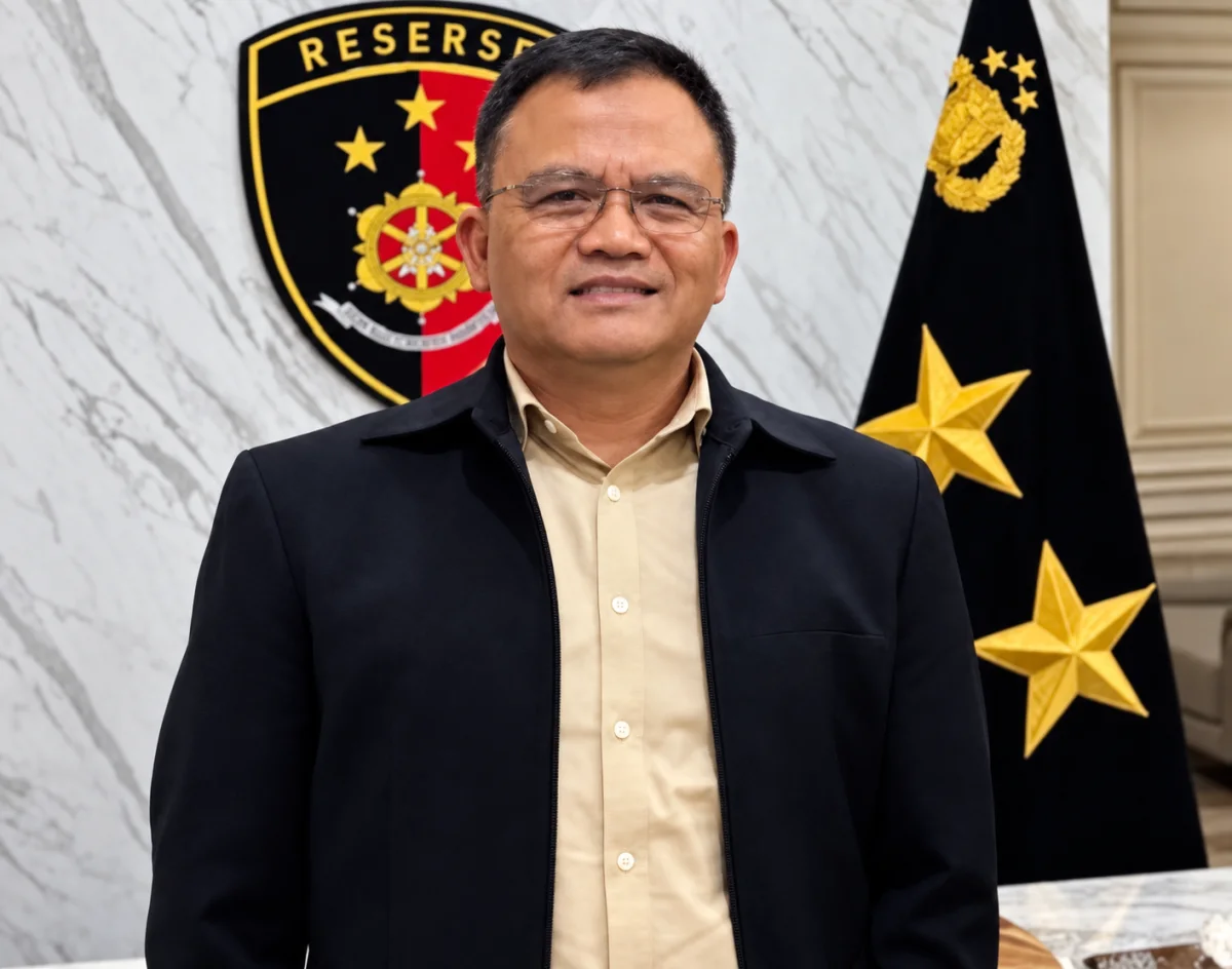 Piring Kiai, Kantong Pejabat, dan "CCTV Langit" yang Terlupakan