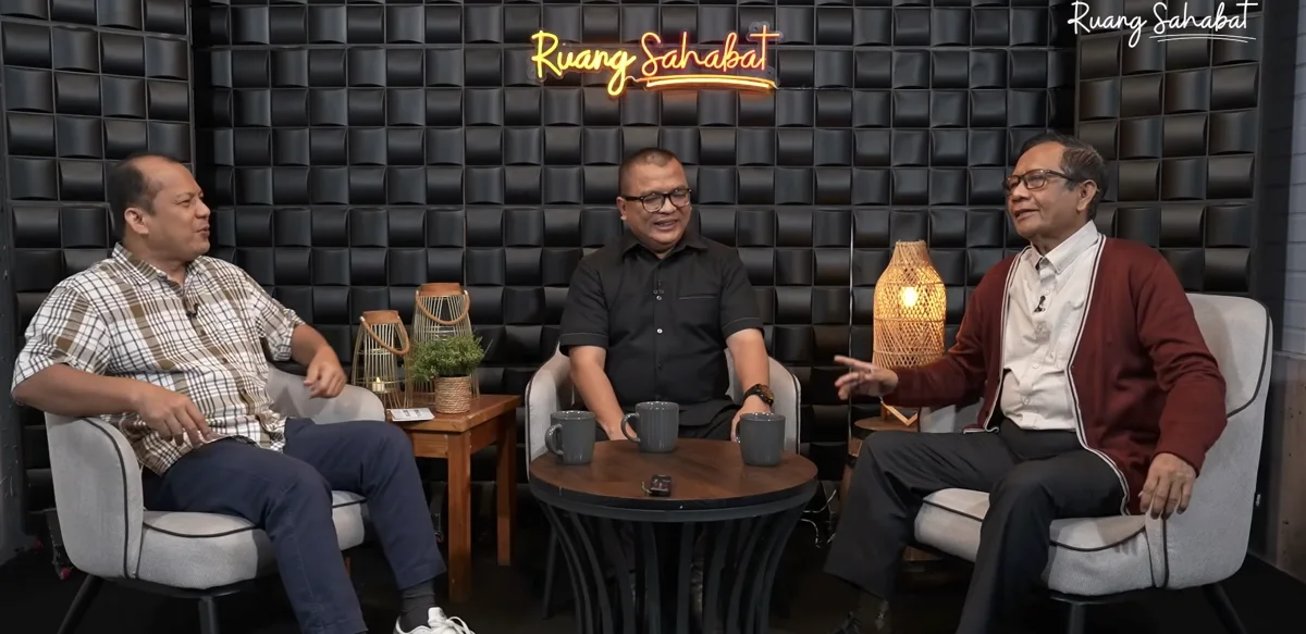 Sebelum Tempuh Jalur Hukum soal Gibran, Denny Indrayana Mengaku Hubungi Anies, Ganjar dan Mahfud