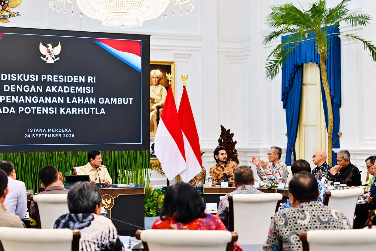 Presiden Prabowo Berdialog dengan Akademisi Bahas Solusi Ilmiah Kebakaran Lahan Gambut dan Penataan Regulasi