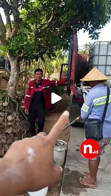 Donomulyo Farm Salurkan Air Bersih untuk Warga Terdampak Kekeringan di Sumberoto
